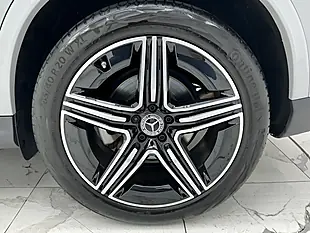 Used 2024 Mercedes-Benz Glc AMG Line Artic Grey - Interior and Exterior details 20