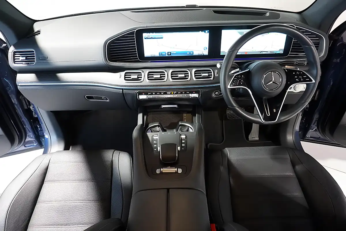 Used 2024 Mercedes-Benz Gle AMG Line Premium Plus Coupe Sodalite Blue - Interior and Exterior details 7