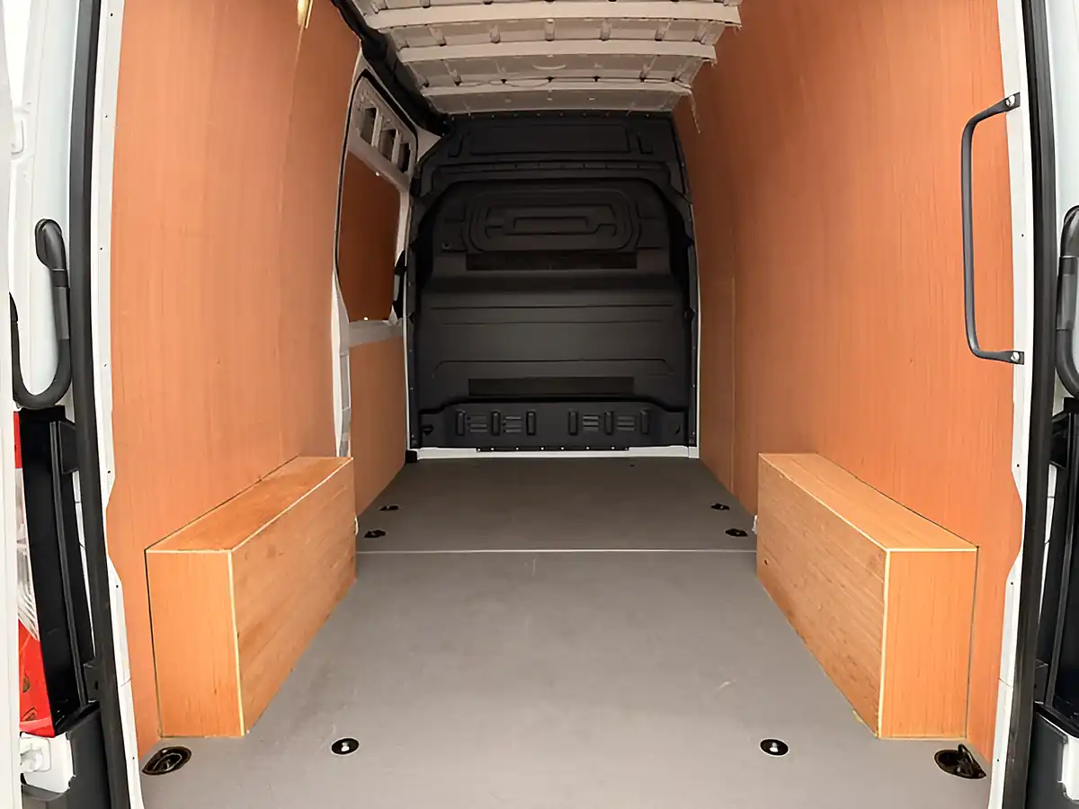 Used 2024 Mercedes-Benz Sprinter 315 Premium White - Interior and Exterior details 6