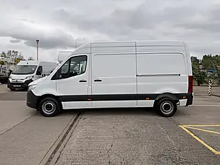 Used 2024 Mercedes-Benz Sprinter 315 Premium White - Interior and Exterior details 8