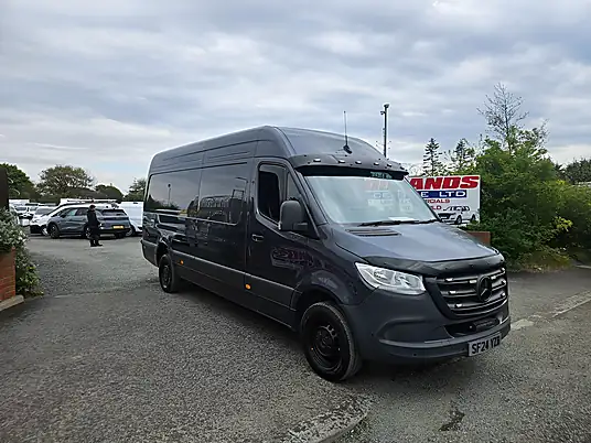 2024 Mercedes-Benz Sprinter 317 Premium LWB