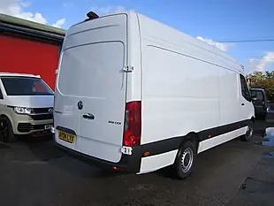 Used 2024 Mercedes-Benz Sprinter Progressive White - Interior and Exterior details 12