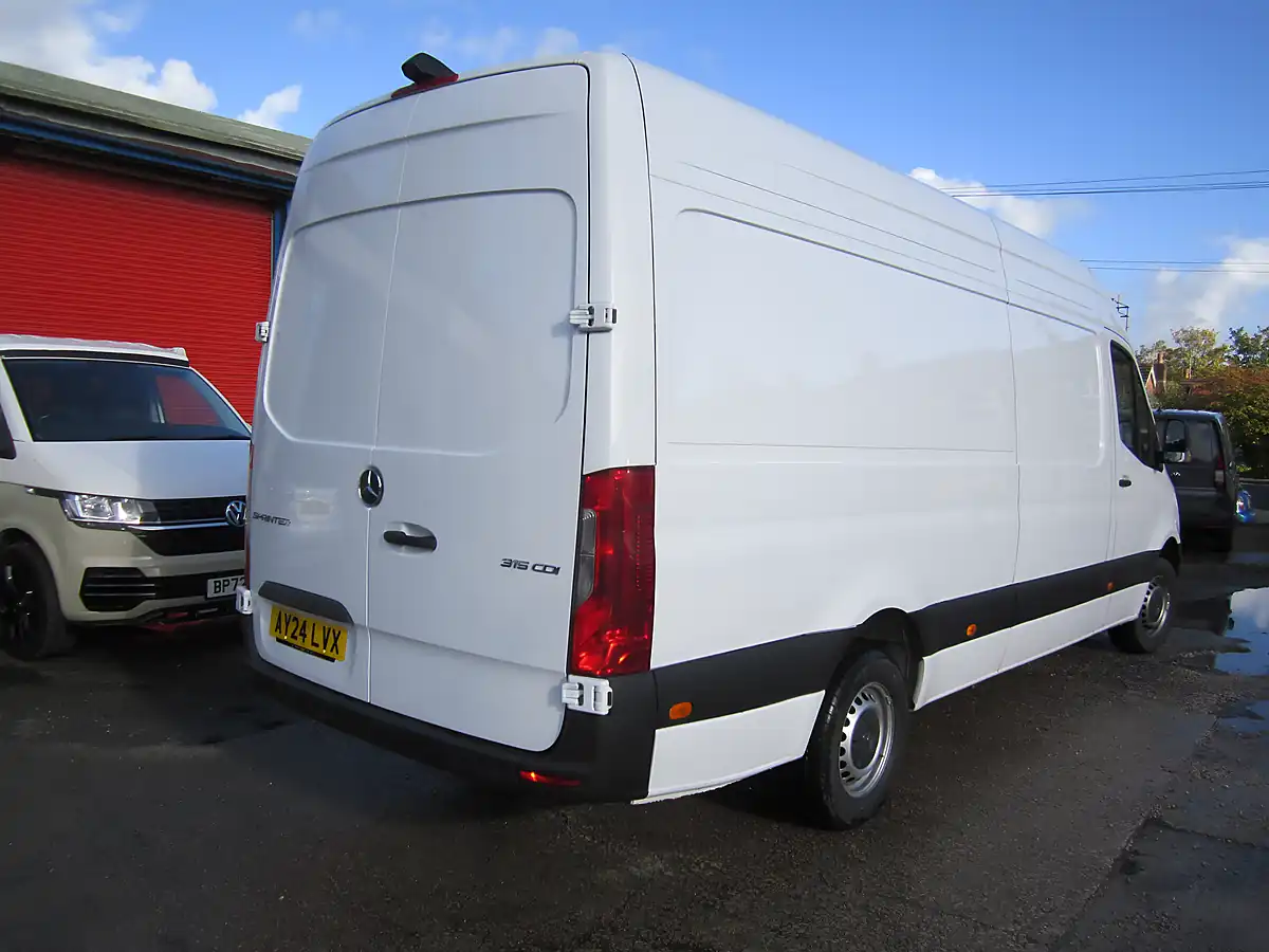 Used 2024 Mercedes-Benz Sprinter Progressive White - Interior and Exterior details 12