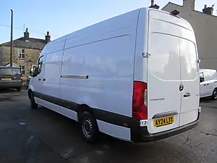 Used 2024 Mercedes-Benz Sprinter Progressive White - Interior and Exterior details 13