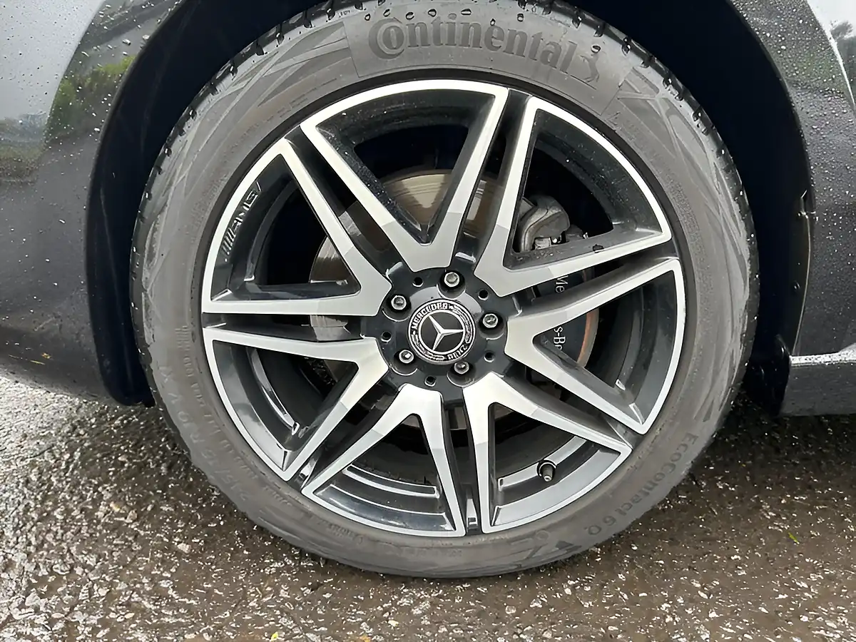 Used 2024 Mercedes-Benz V Class AMG Line Obsidian Black - Interior and Exterior details 13
