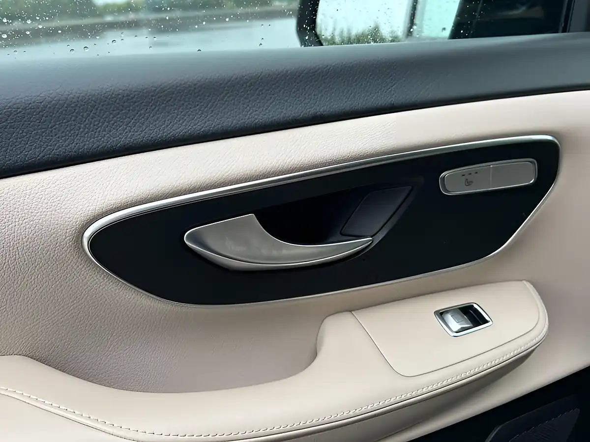 Used 2024 Mercedes-Benz V Class AMG Line Obsidian Black - Interior and Exterior details 19
