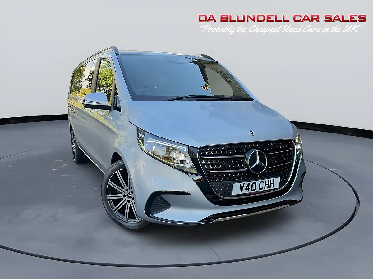 Used 2024 Mercedes-Benz V Class Premium Silver - Interior and Exterior details 12