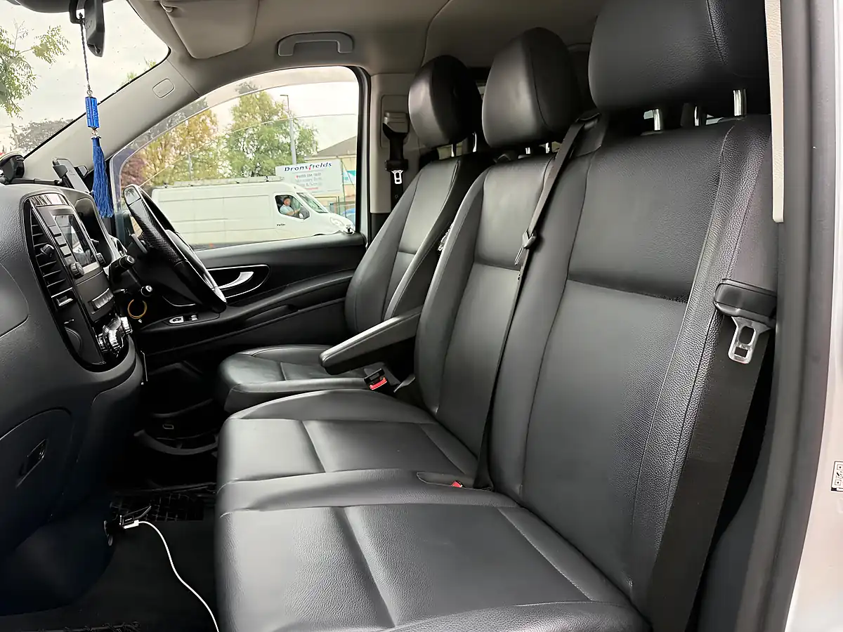 Used 2024 Mercedes-Benz Vito Select Tourer Silver - Interior and Exterior details 14