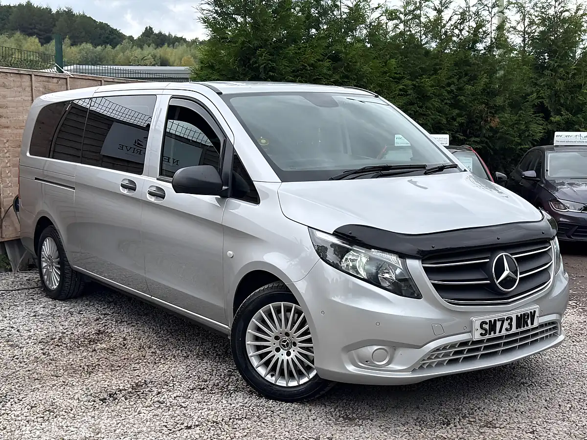 Used 2024 Mercedes-Benz Vito Select Tourer Silver - Interior and Exterior details 3