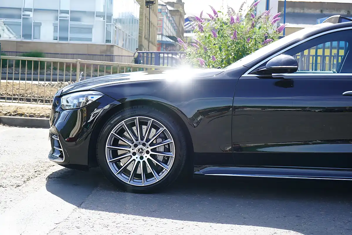 Used 2024 Mercedes S580 AMG Line (premium Plus, Executive) Black - Interior and Exterior details 9