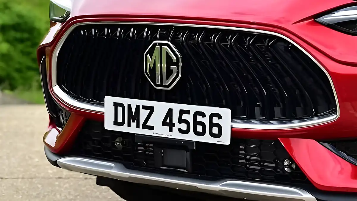 Used 2024 MG Hs Exclusive Red - Interior and Exterior details 5