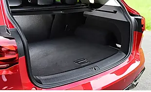 Used 2024 MG Hs Exclusive Red - Interior and Exterior details 9