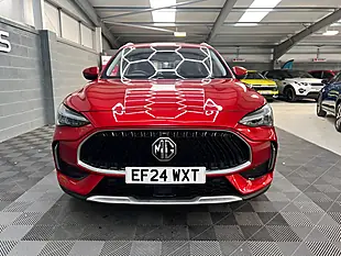 Used 2024 MG HS Se Red - Interior and Exterior details 4