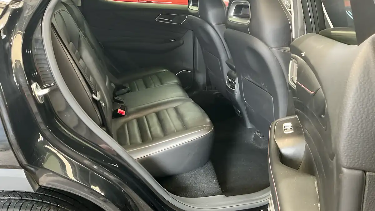 Used 2024 MG HS Trophy Black - Interior and Exterior details 17