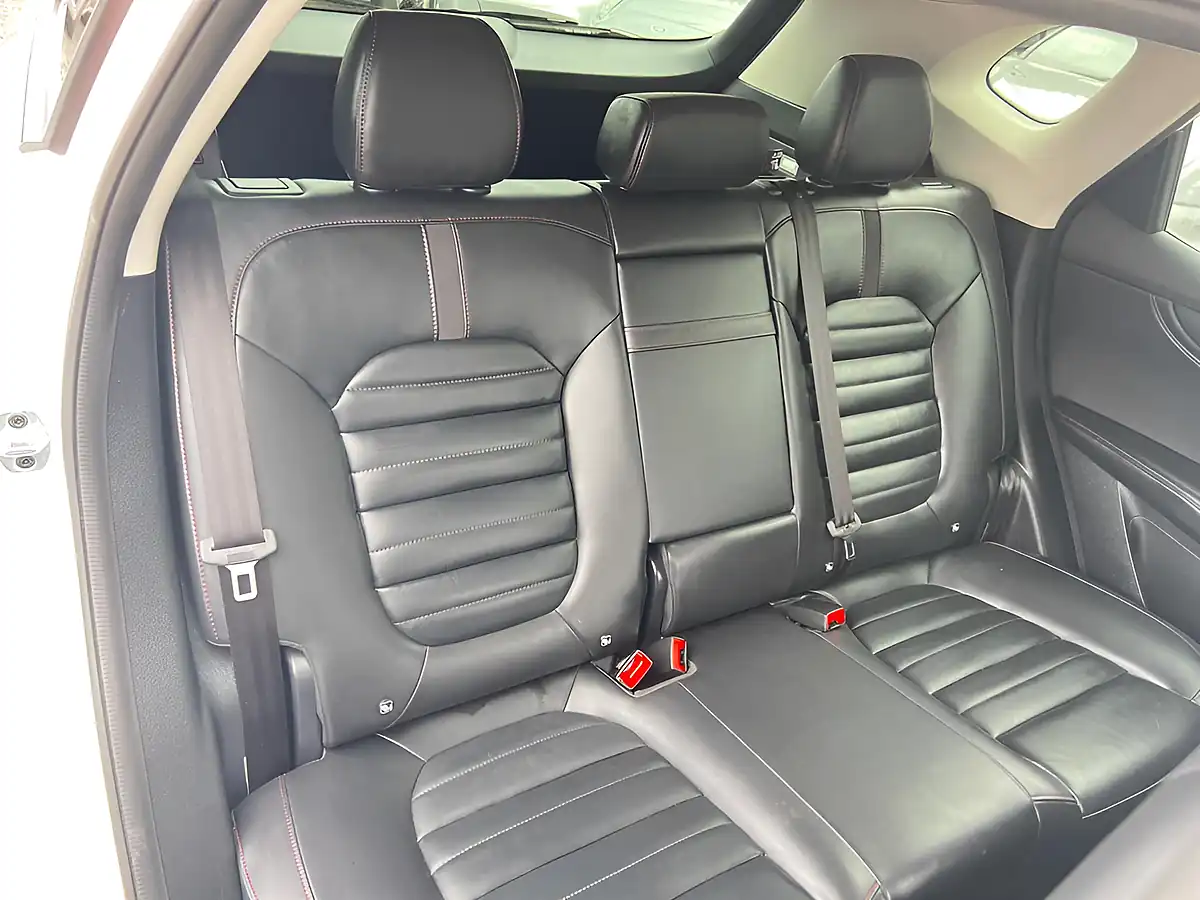 Used 2024 MG HS Trophy White - Interior and Exterior details 10