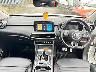 Used 2024 MG HS Trophy White - Interior and Exterior details 8