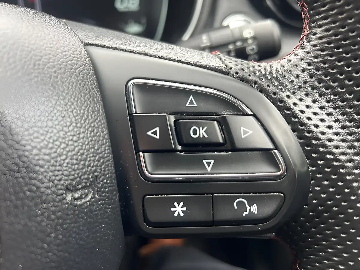 Used 2024 MG MG Hs Trophy Blue - Interior and Exterior details 17