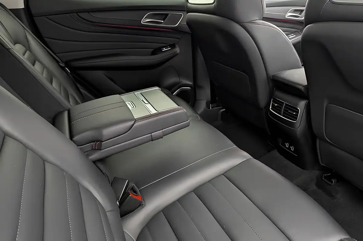 Used 2024 MG MG Hs Trophy Grey - Interior and Exterior details 14