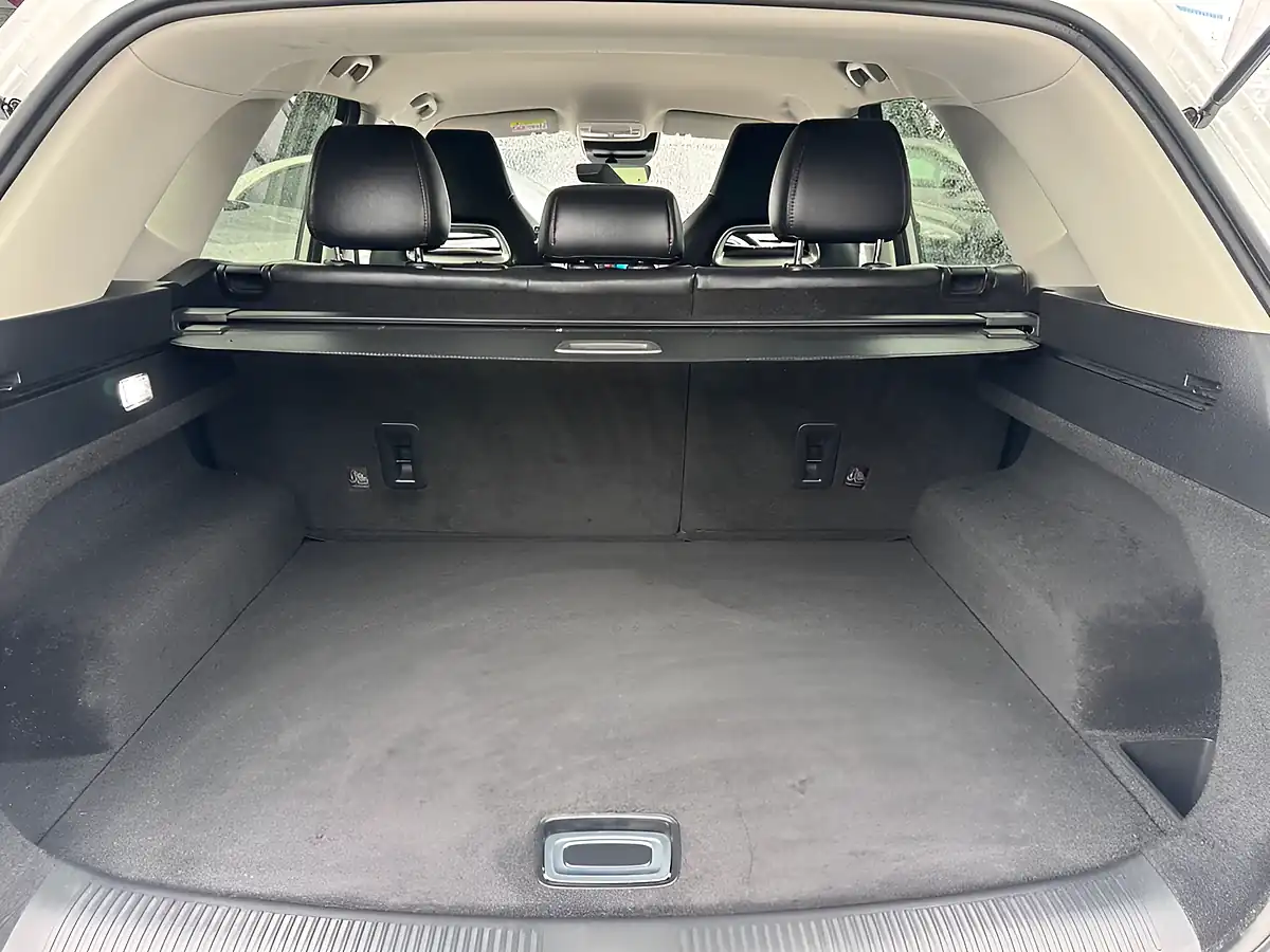 Used 2024 MG MG Hs Trophy White - Interior and Exterior details 20