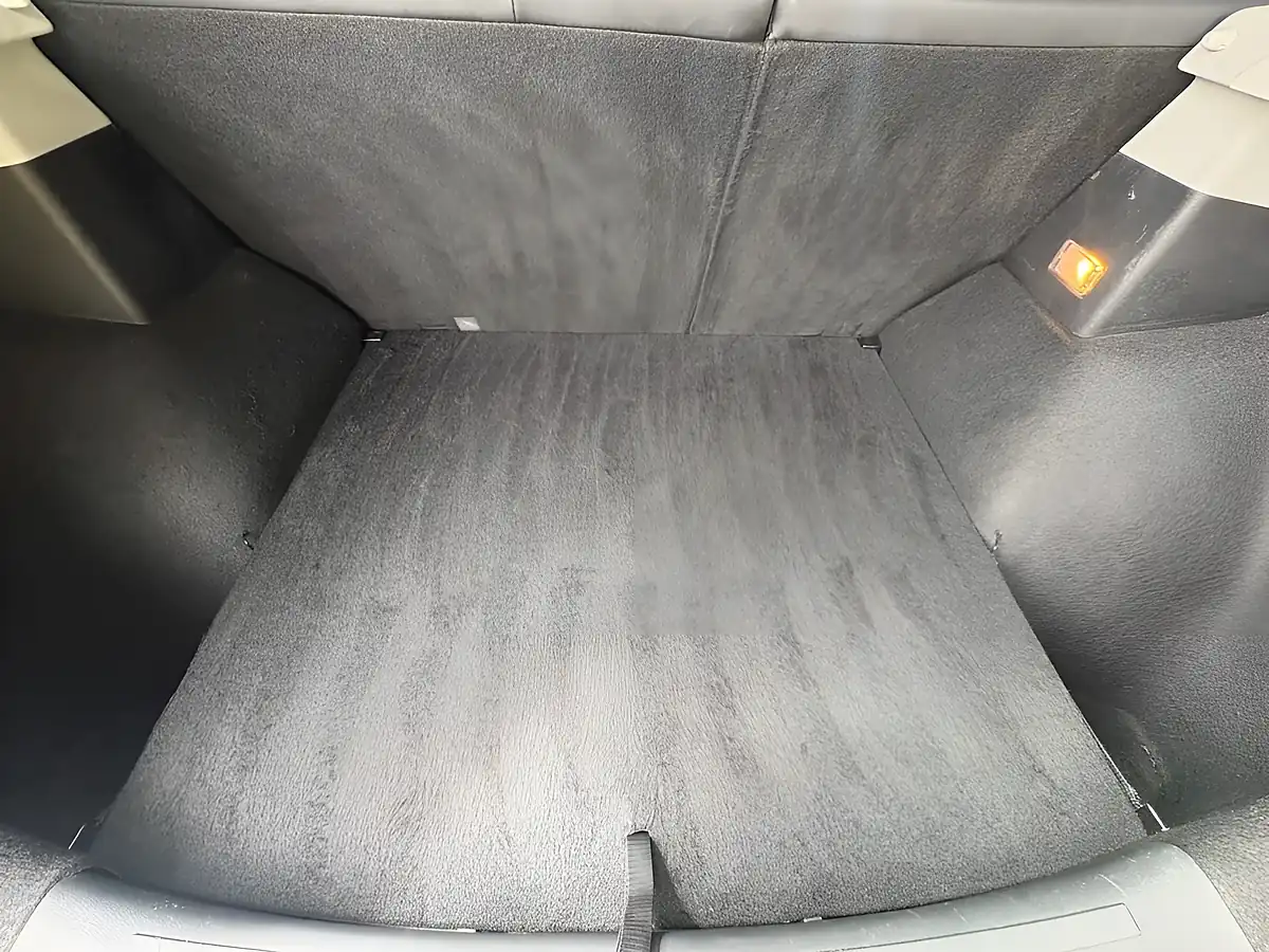 Used 2024 MG MG Zs Trophy Connect Long Range Silver - Interior and Exterior details 17
