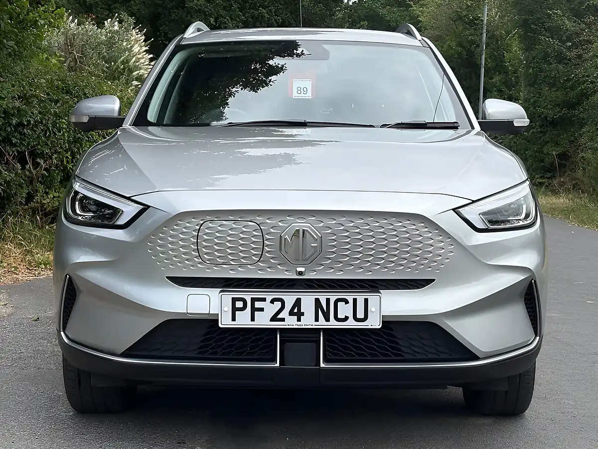 Used 2024 MG MG Zs Trophy Connect Long Range Silver - Interior and Exterior details 2