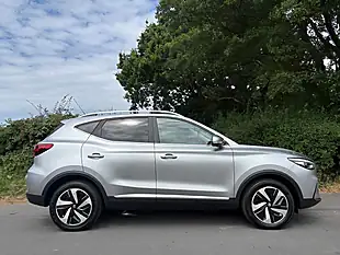 Used 2024 MG MG Zs Trophy Connect Long Range Silver - Interior and Exterior details 5