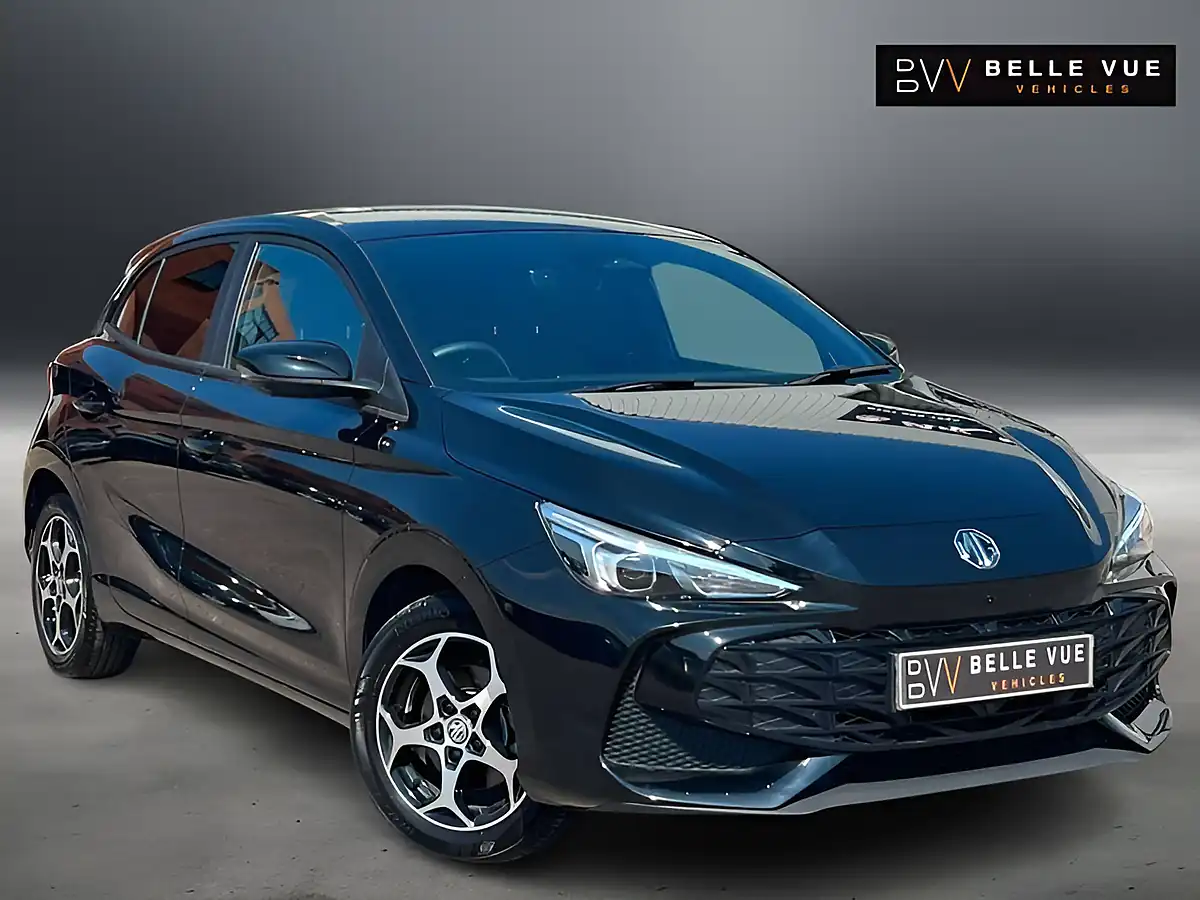 Used 2024 MG MG3 Trophy Black Pearl - Front View