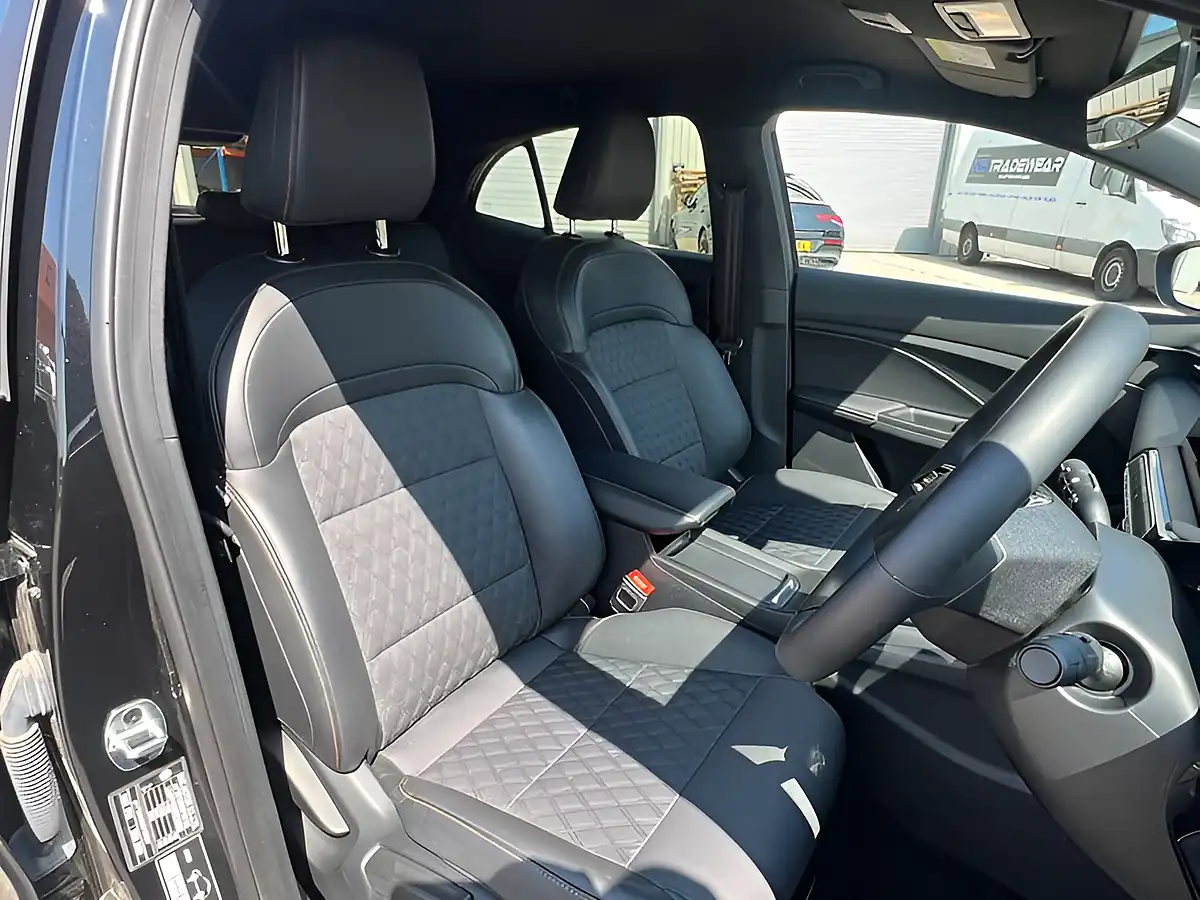 Used 2024 MG MG3 Trophy Black Pearl - Interior and Exterior details 8