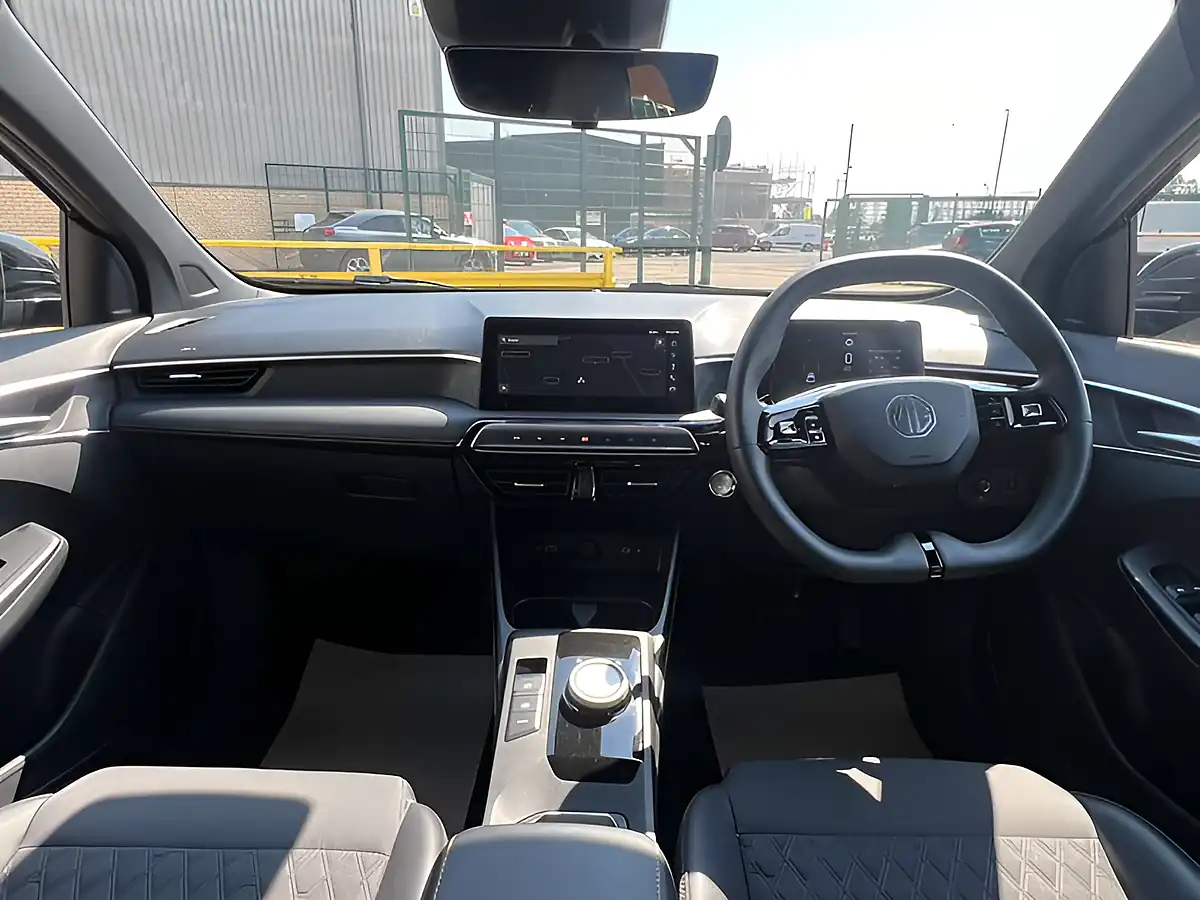 Used 2024 MG MG3 Trophy Black Pearl - Interior and Exterior details 9