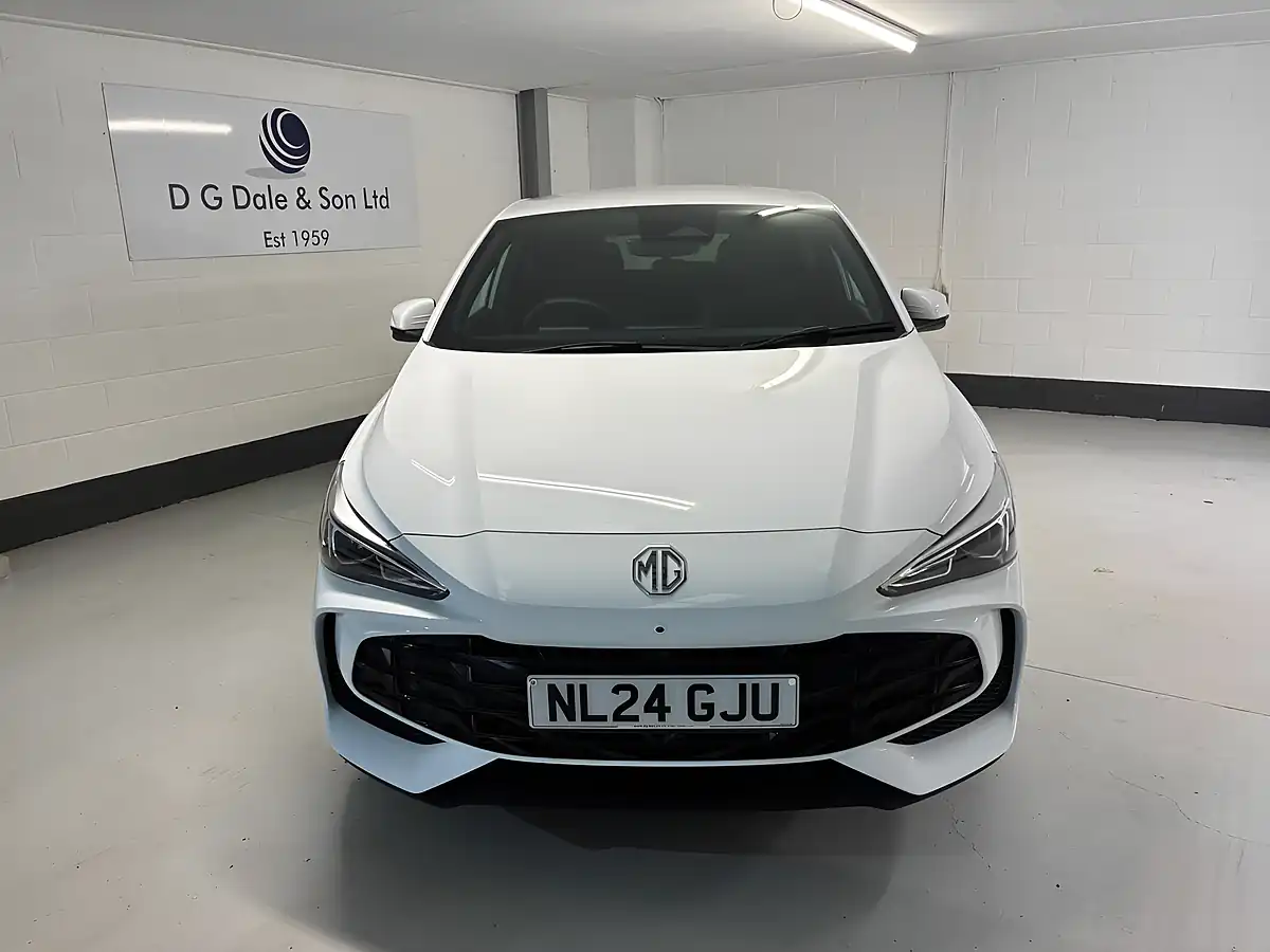 Used 2024 MG MG3 Trophy White - Interior and Exterior details 2