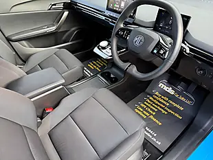 Used 2024 MG Mg4 Se Blue - Interior and Exterior details 10