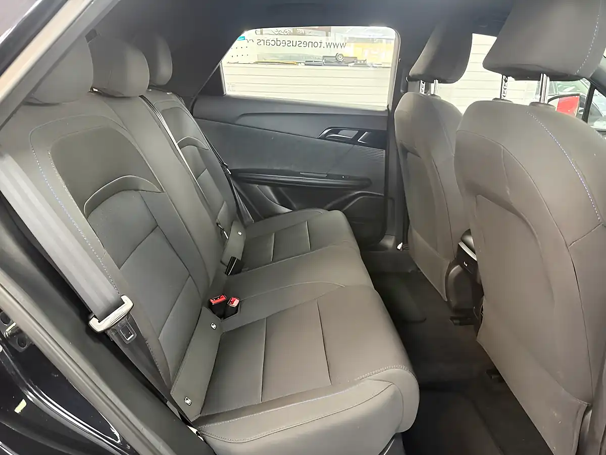 Used 2024 MG MG4 Se Long Range Black - Interior and Exterior details 5