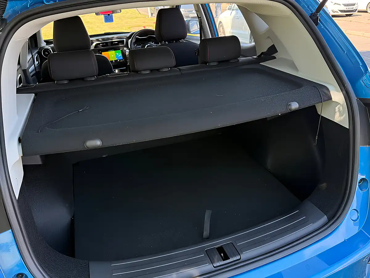 Used 2024 MG Zs Excite Battersea Blue - Interior and Exterior details 13