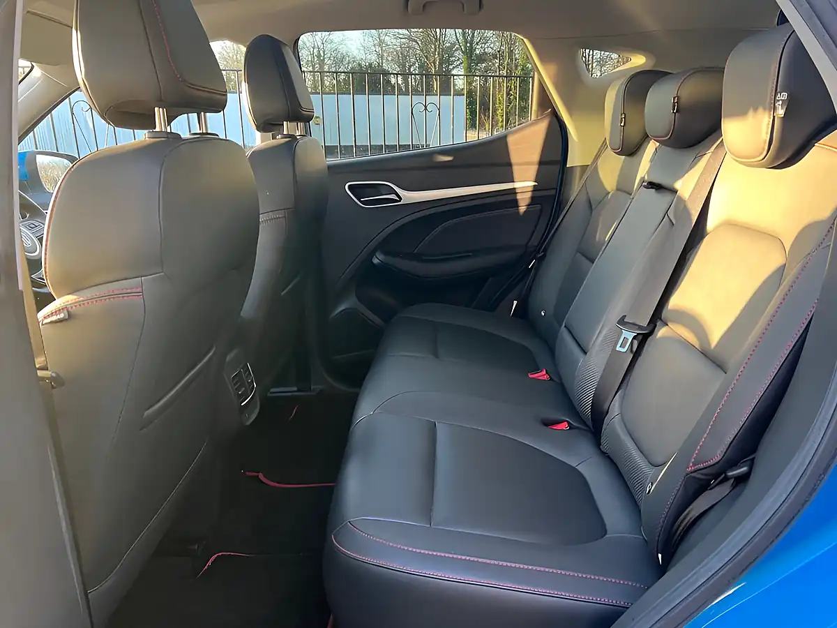 Used 2024 MG Zs Trophy Blue - Interior and Exterior details 14