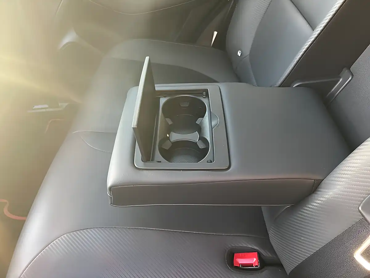 Used 2024 MG Zs Trophy Blue - Interior and Exterior details 16