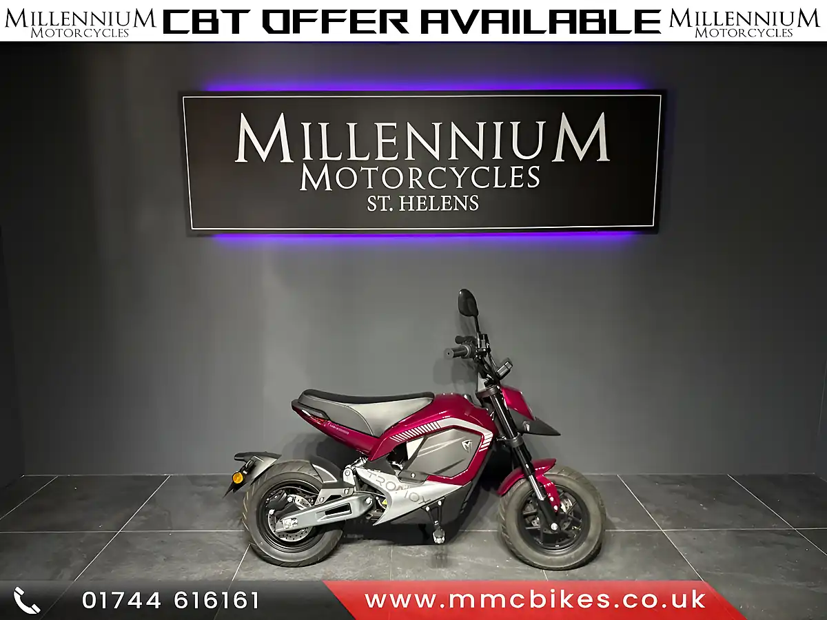 Used 2024 Mgb Tromox Mino White - Interior and Exterior details 14
