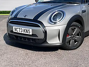 Used 2024 MINI Cooper Cooper Classic Melting Silver - Interior and Exterior details 10