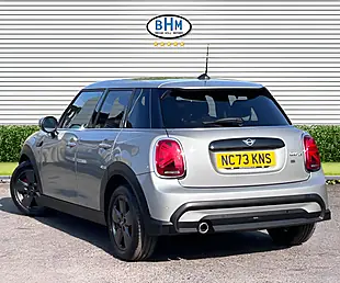 Used 2024 MINI Cooper Cooper Classic Melting Silver - Interior and Exterior details 11