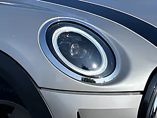 Used 2024 MINI Cooper Cooper Classic Melting Silver - Interior and Exterior details 17
