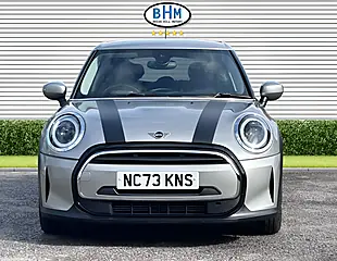Used 2024 MINI Cooper Cooper Classic Melting Silver - Interior and Exterior details 3