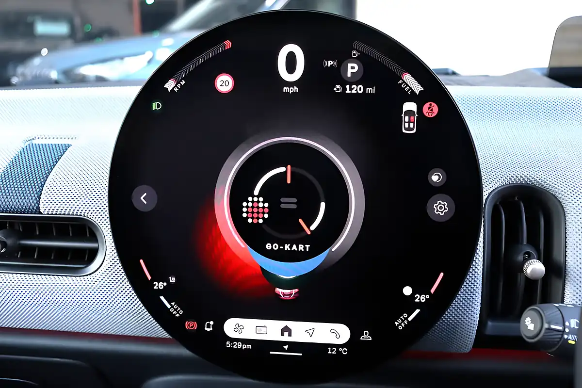 Used 2024 MINI Cooper Exclusive Nanuq White - Interior and Exterior details 13