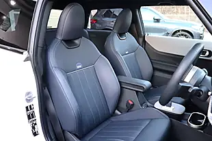 Used 2024 MINI Cooper Exclusive Nanuq White - Interior and Exterior details 4