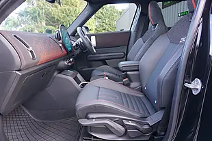 Used 2024 MINI Countryman S Sport Black - Interior and Exterior details 14
