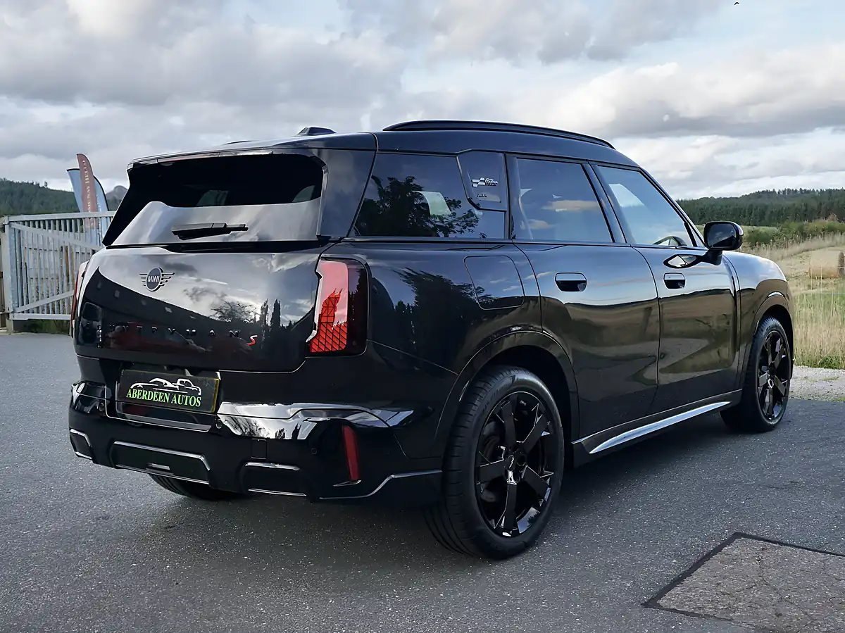 Used 2024 MINI Countryman S Sport Black - Interior and Exterior details 6