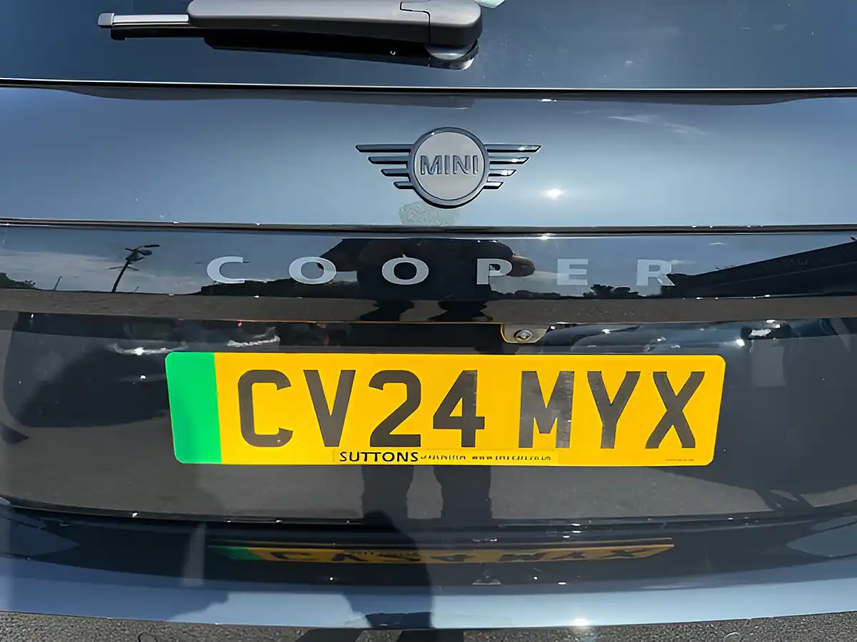 Used 2024 MINI Electric Cooper Sport Grey - Interior and Exterior details 10