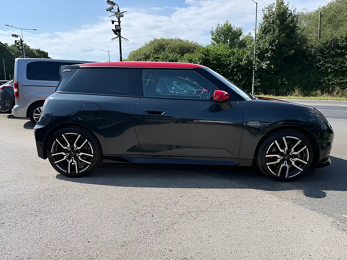 Used 2024 MINI Electric Cooper Sport Grey - Interior and Exterior details 2