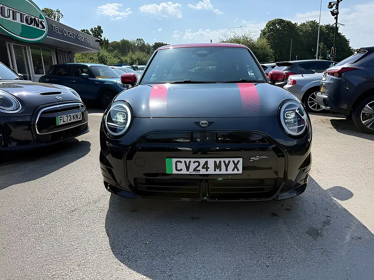 Used 2024 MINI Electric Cooper Sport Grey - Interior and Exterior details 5