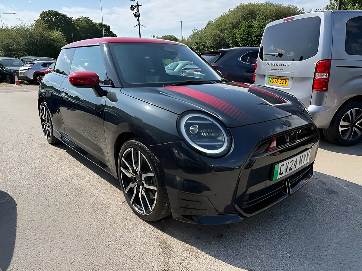 Used 2024 MINI Electric Cooper Sport Grey - Interior and Exterior details 9