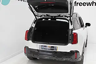 Used 2024 MINI Electric Countryman Se Sport White - Interior and Exterior details 14