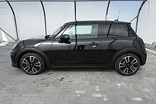 Used 2024 MINI Hatch C Classic Black - Interior and Exterior details 9